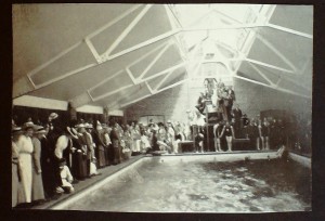 PH.03.004.005b 1910s scrapbook page 5 Swimming bath opening interior